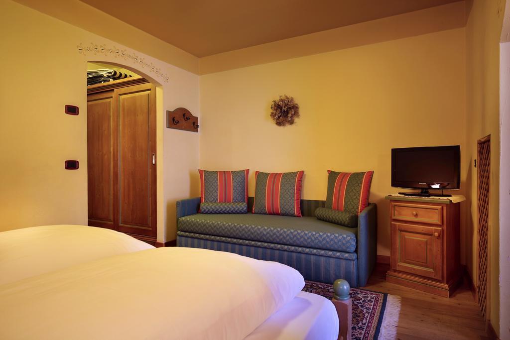 Park Hotel Leonardo Moena Esterno foto