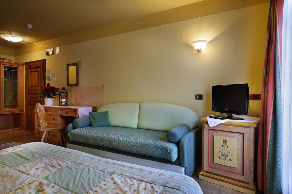 Park Hotel Leonardo Moena Esterno foto