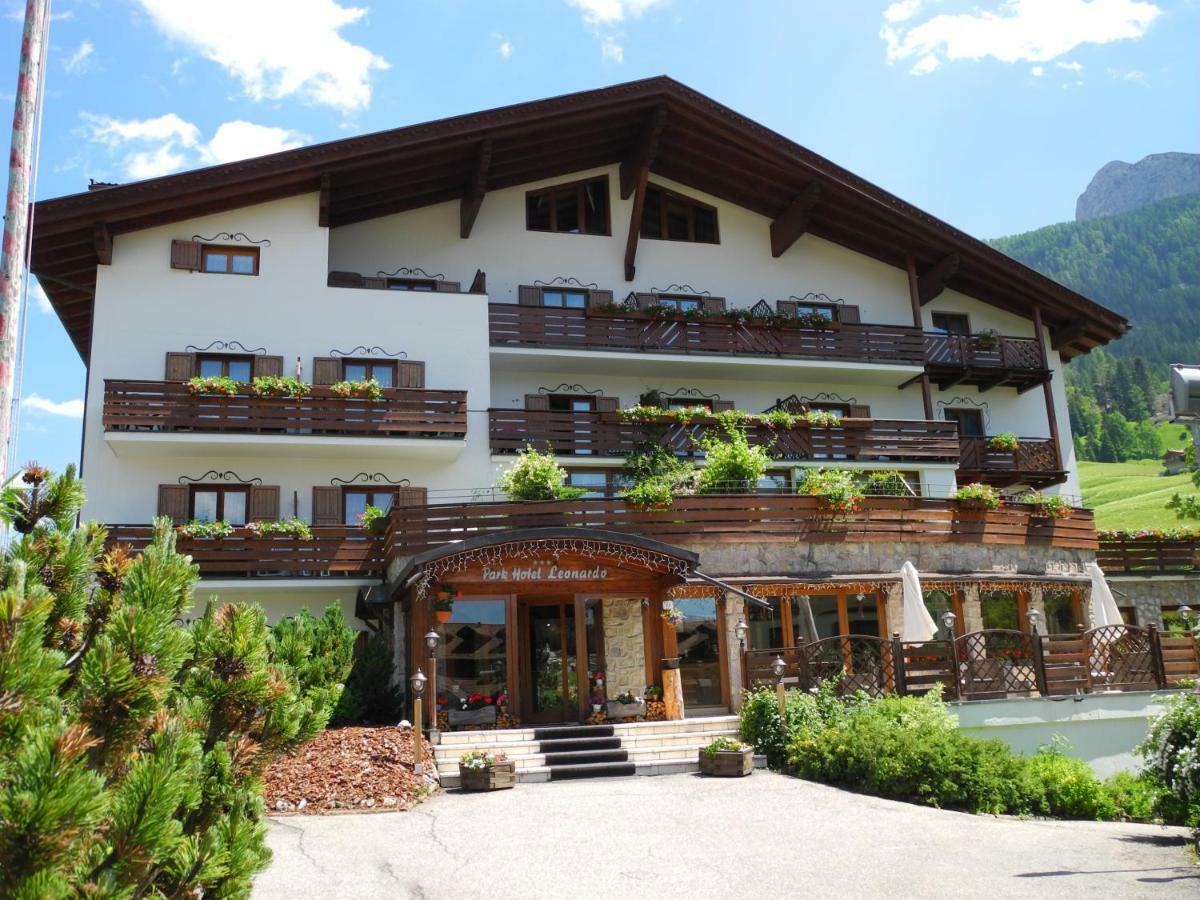Park Hotel Leonardo Moena Esterno foto